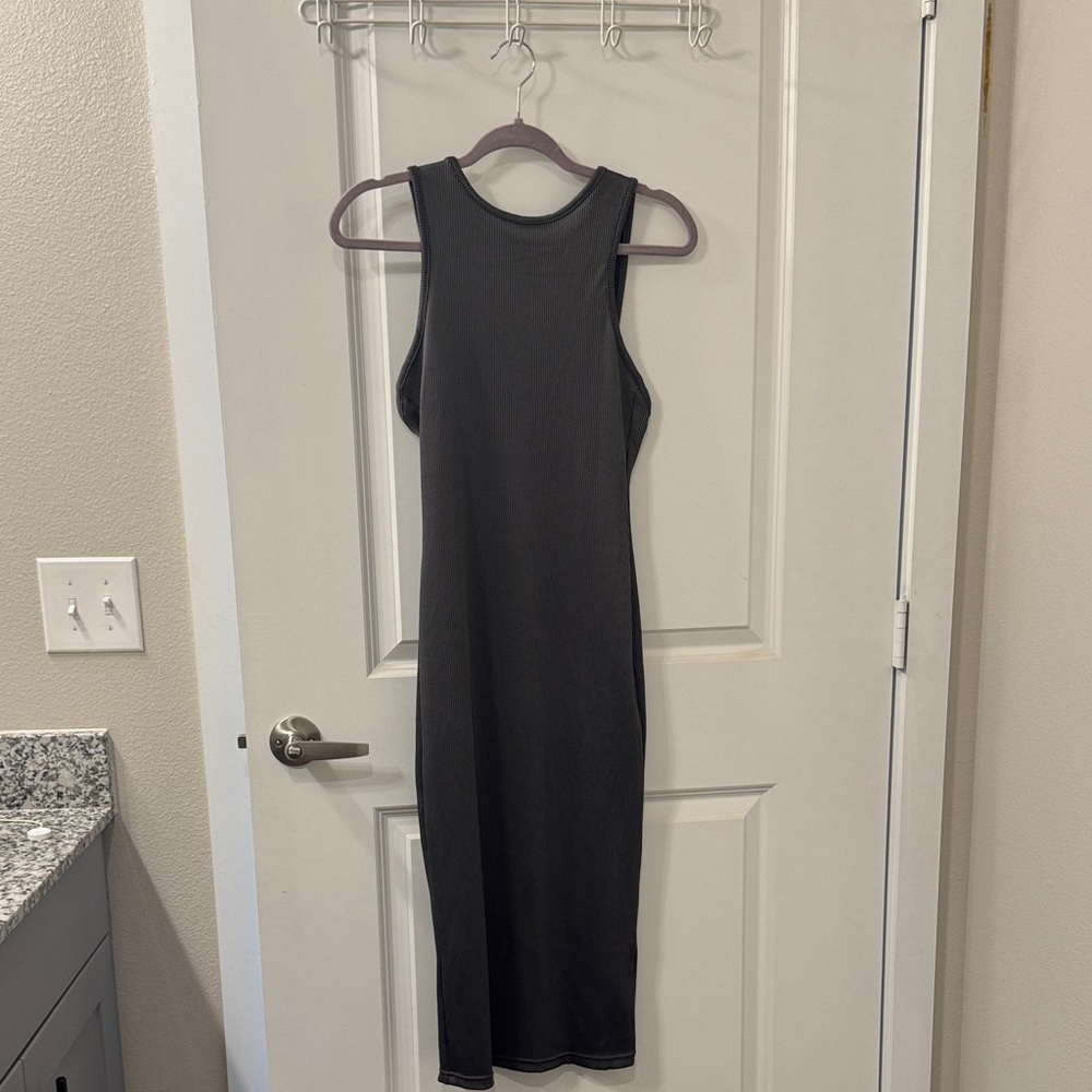 Elegant Black Sleeveless Dress